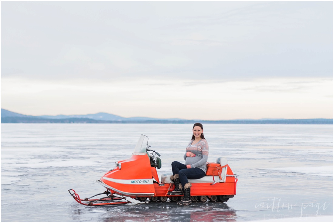 Ossipee Lake Maternity Session Freedom, New Hampshire Jenna