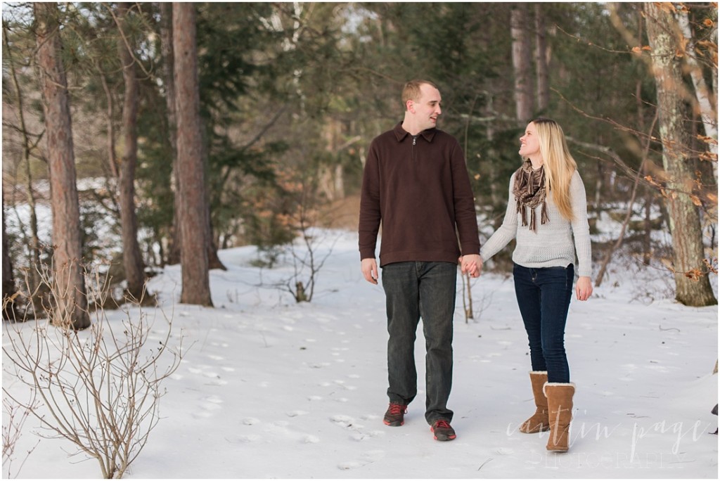 Chocorua Lake New Hampshire Outdoor Winter Engagement Shoot Caitlin Page Photography 00012