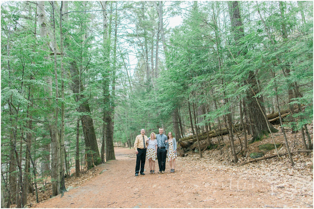 Robin Hood Park Keene New Hampshire Outdoor Family Session Caitlin Page Photography 00002