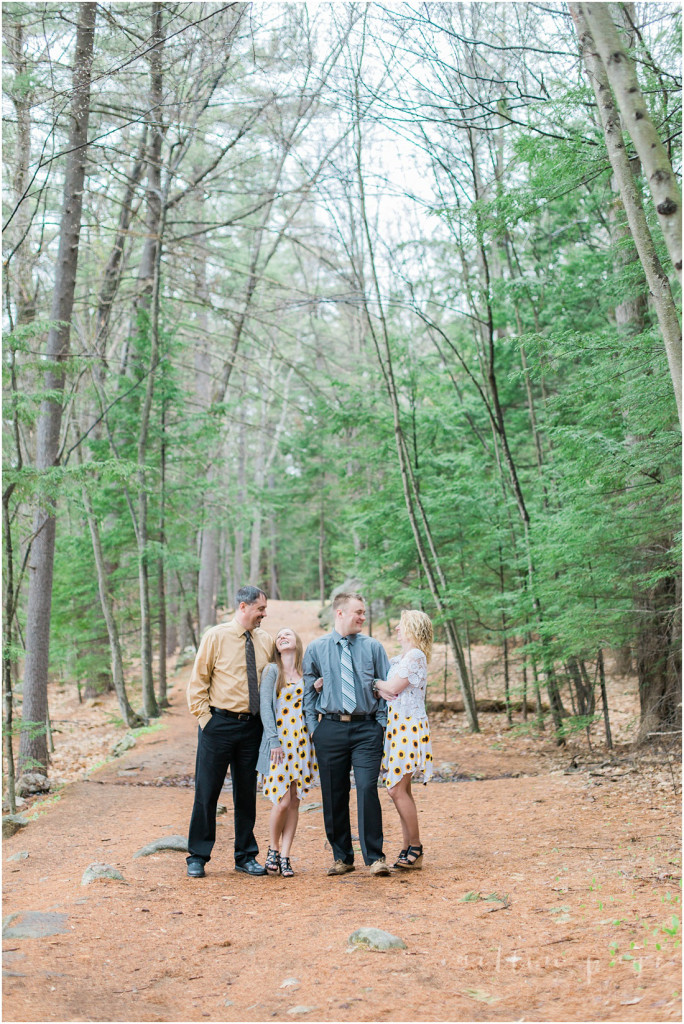 Robin Hood Park Keene New Hampshire Outdoor Family Session Caitlin Page Photography 00010