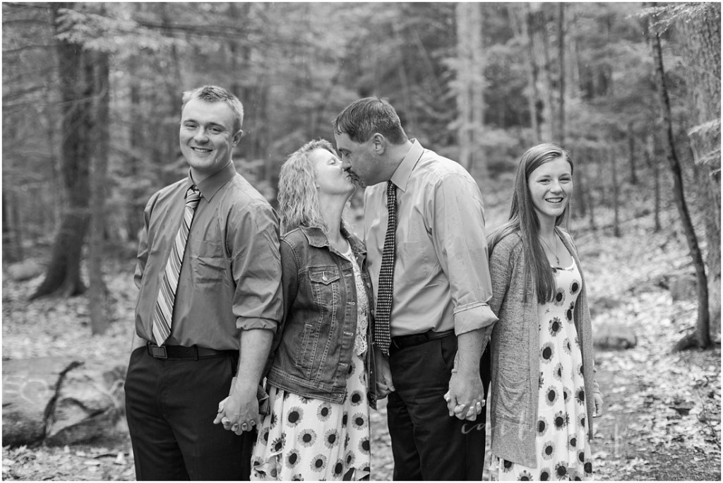 Robin Hood Park Keene New Hampshire Outdoor Family Session Caitlin Page Photography 00023