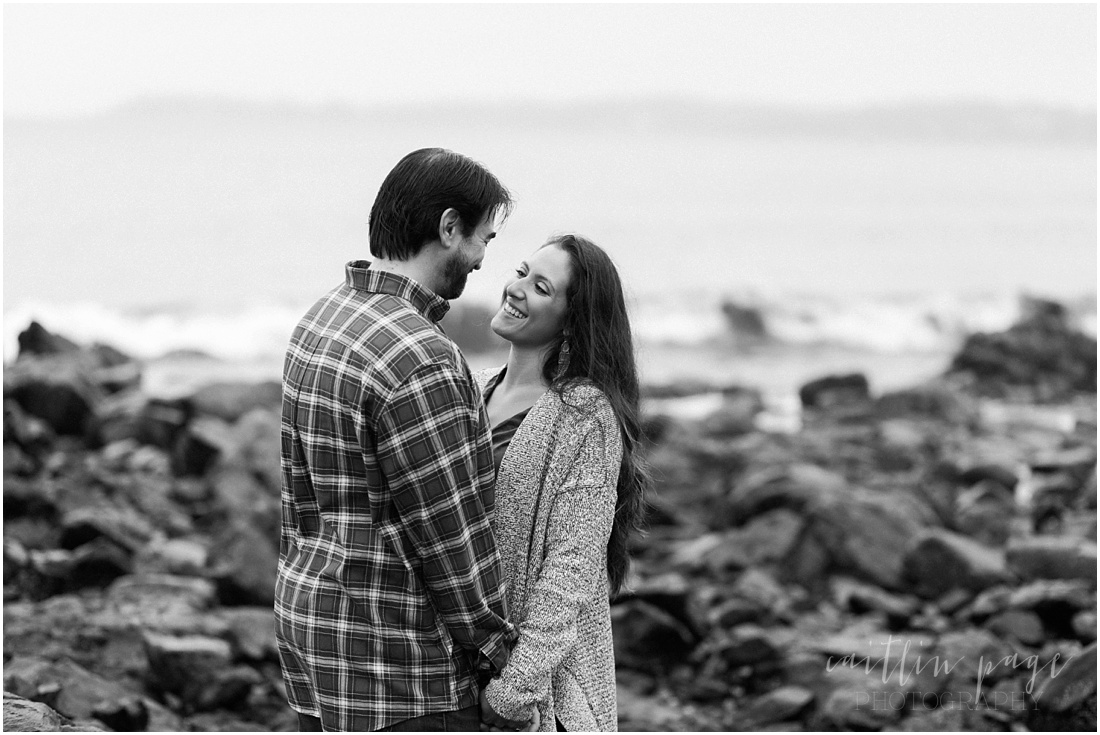 Outdoor Engagement Session Lynch Park Beverly Massachusetts Caitlin Page Photography_0011