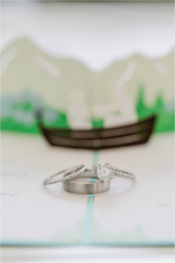 Pop up wedding invitation with wedding and engagement rings