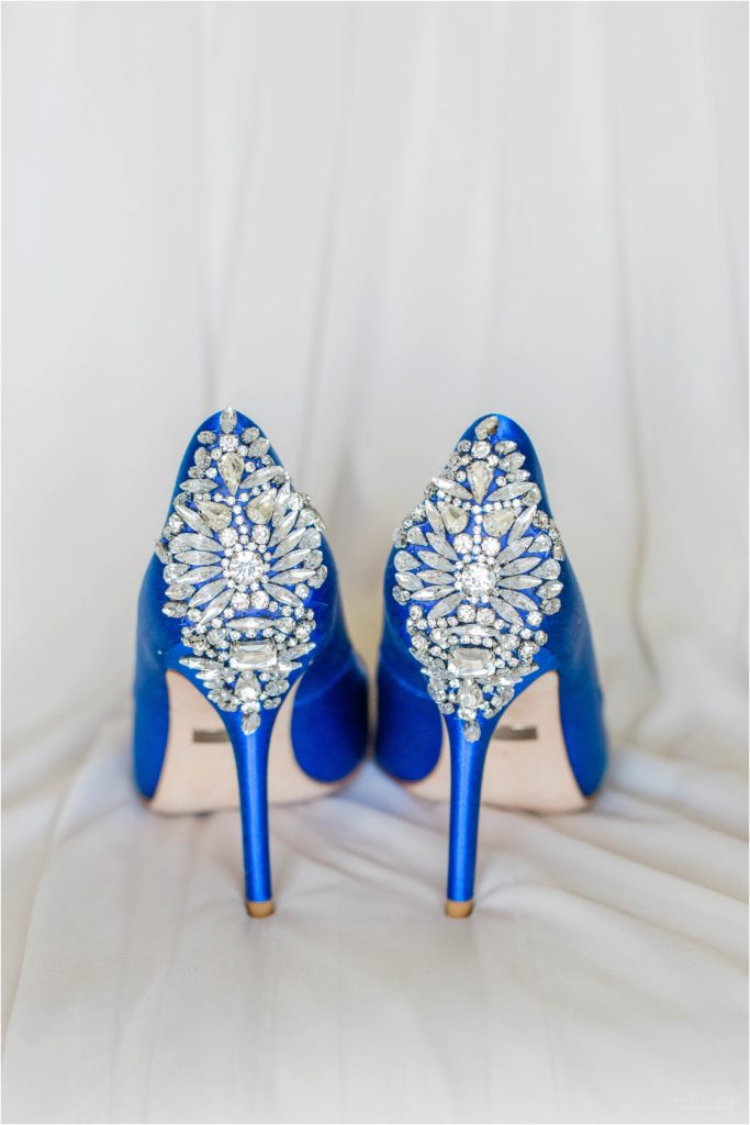 blue badgley mischka heels with jewels