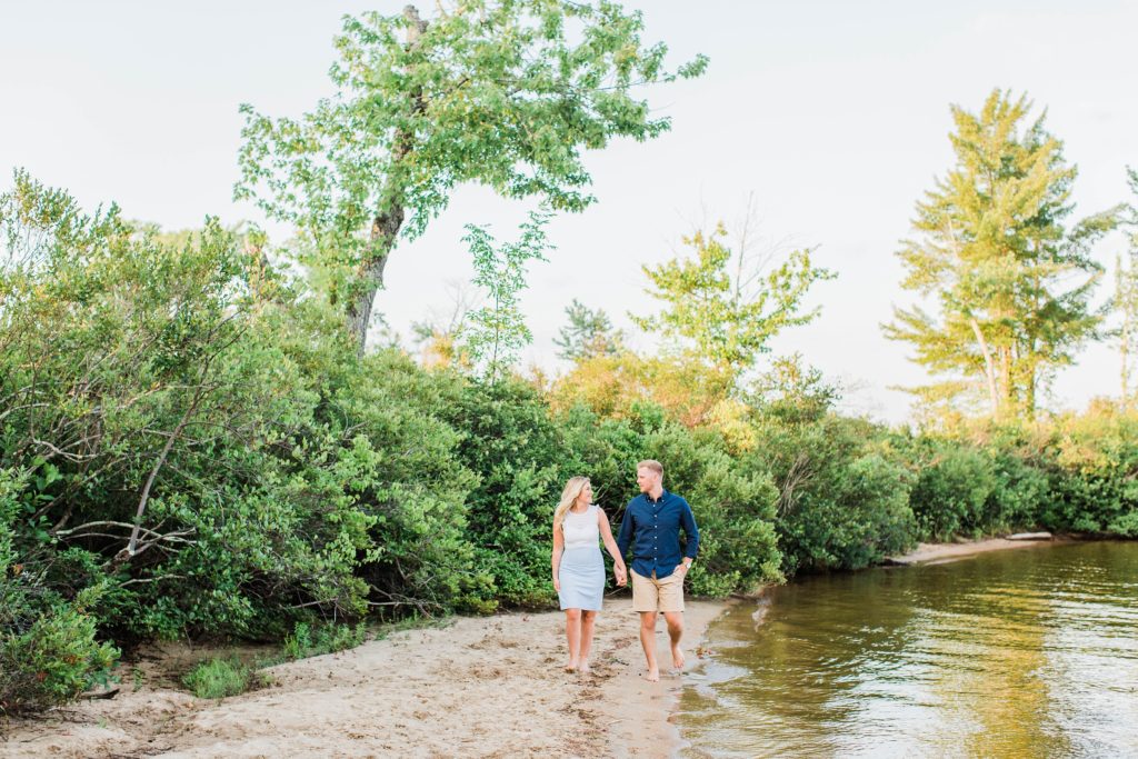 How to choose your engagement session location