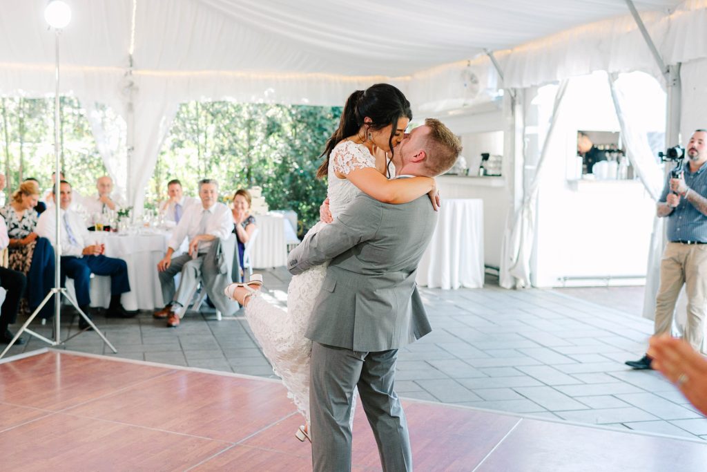 Bright Outdoor Summer Wedding at The Publick House Sturbridge Massachusetts Caitlin Page Photography
