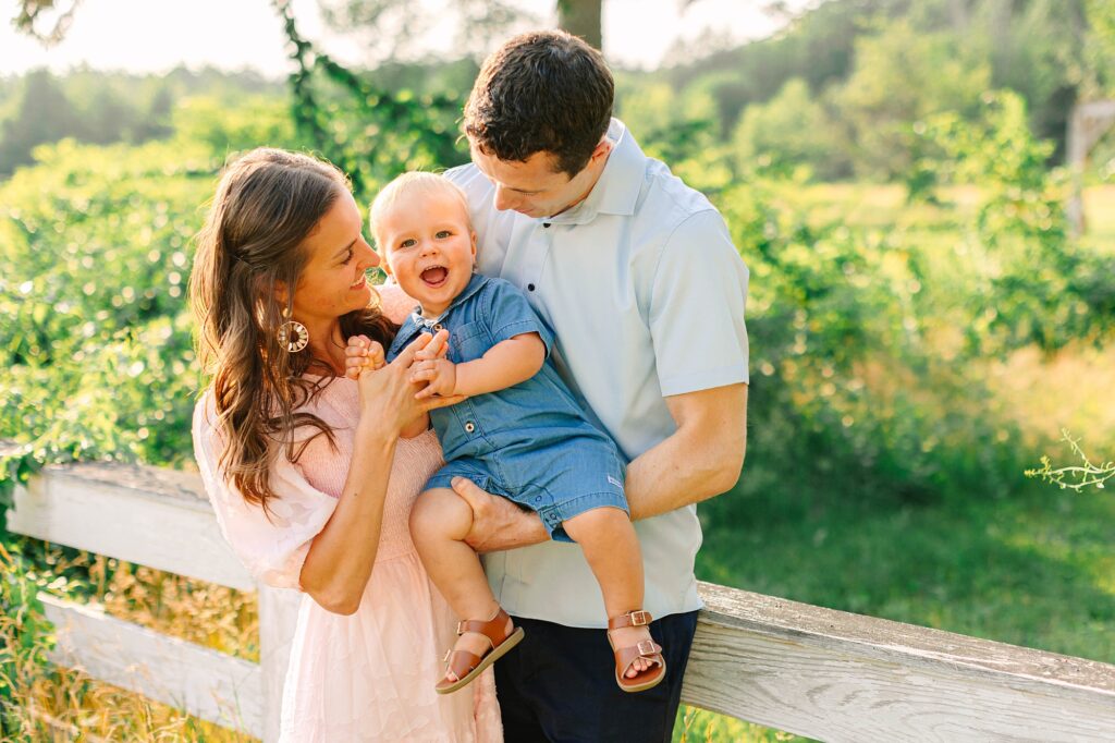 Summertime Backyard Family Photos Wolfeboro New Hampshire Caitlin Page Photography