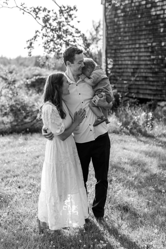 Summertime Backyard Family Photos Wolfeboro New Hampshire Caitlin Page Photography