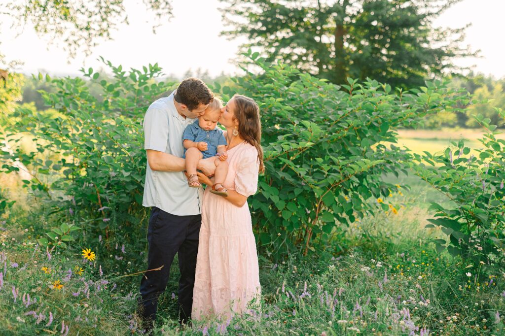 Summertime Backyard Family Photos Wolfeboro New Hampshire Caitlin Page Photography