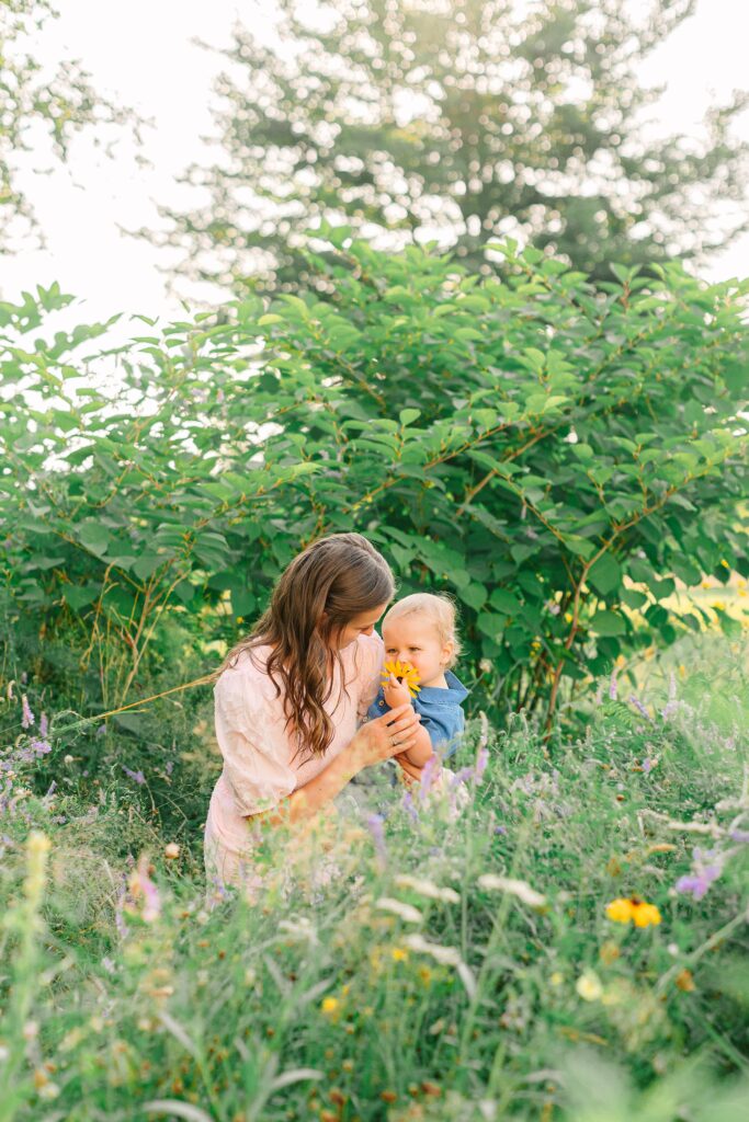 Summertime Backyard Family Photos Wolfeboro New Hampshire Caitlin Page Photography