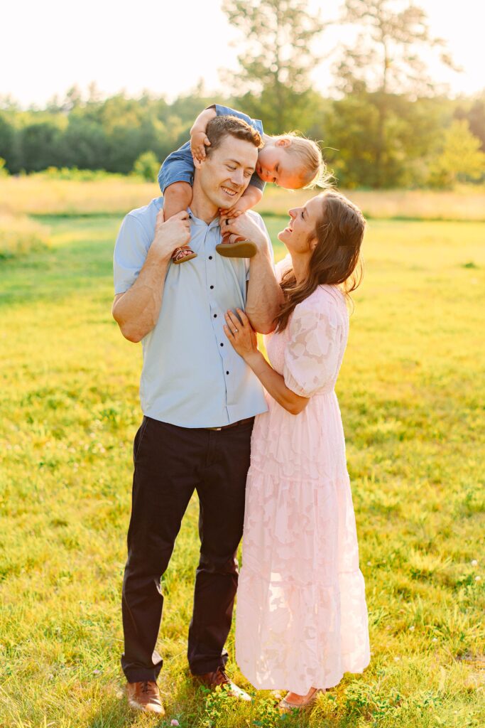 Summertime Backyard Family Photos Wolfeboro New Hampshire Caitlin Page Photography