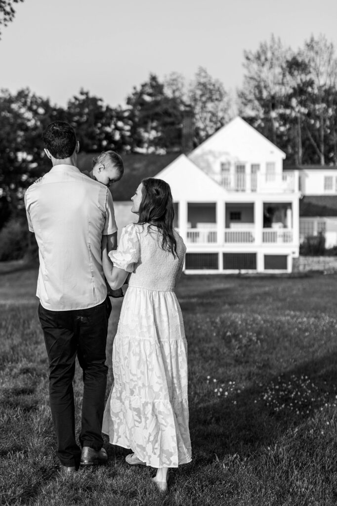 Summertime Backyard Family Photos Wolfeboro New Hampshire Caitlin Page Photography