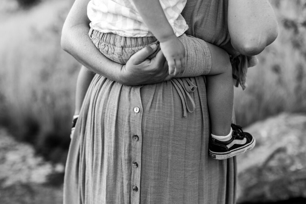 Foss Mountain Summer Maternity Family Photos New Hampshire Caitlin Page Photography